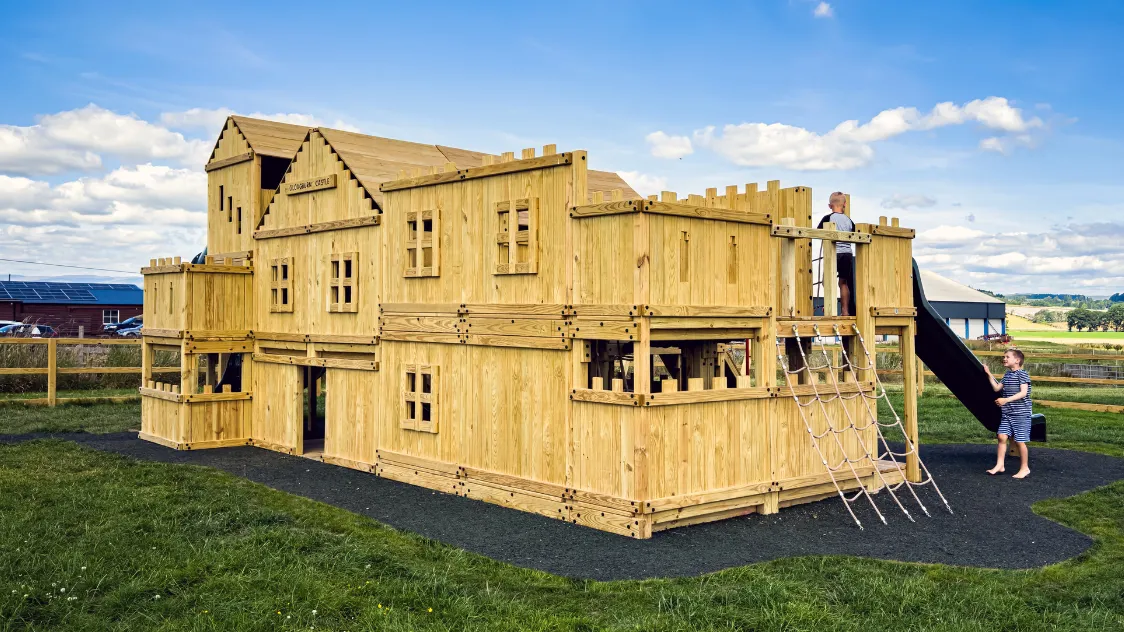 Video Gloagburn image